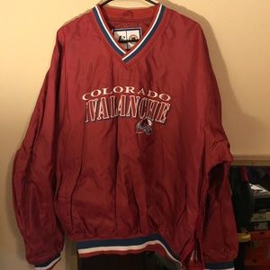 Colorado avalanche logo athletic pullover